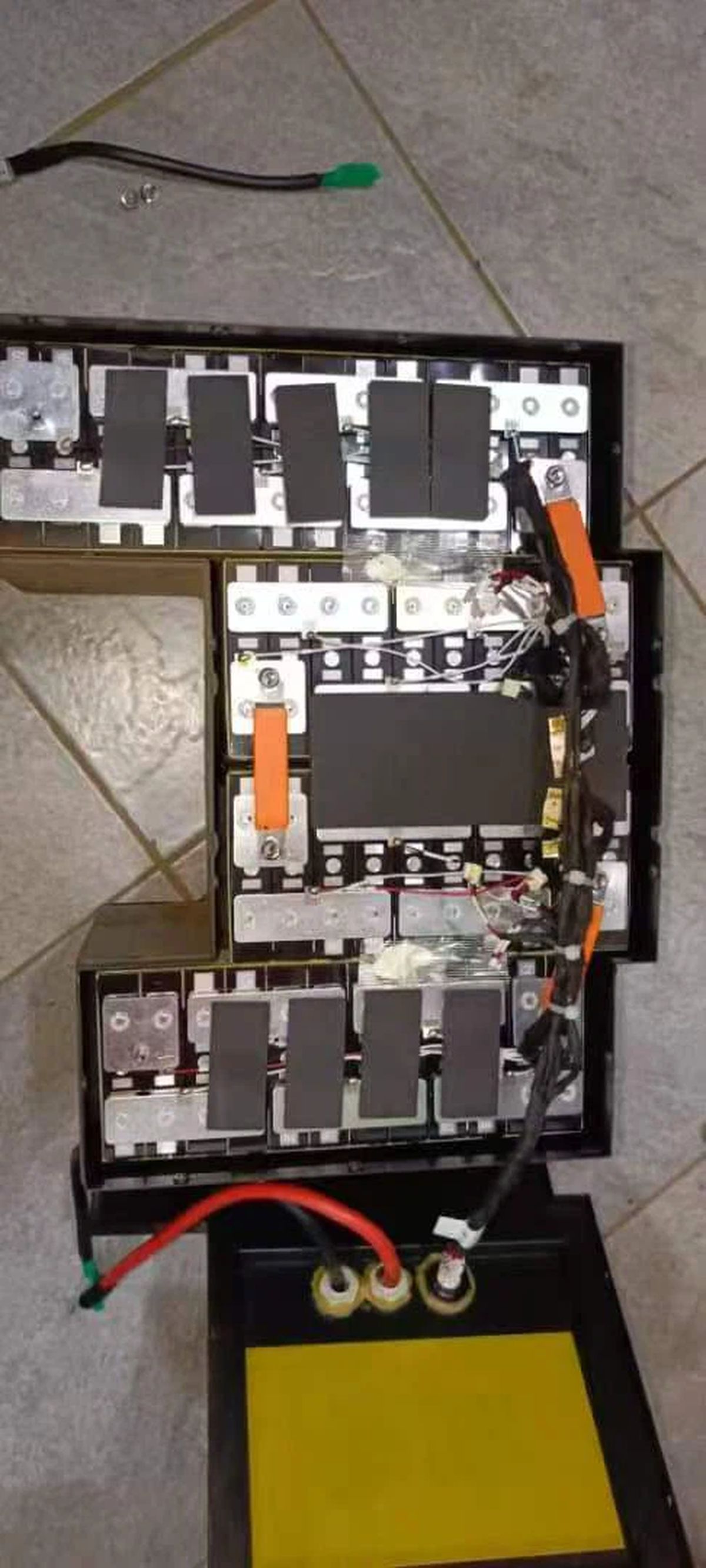 Irregular module layout and high-voltage cables