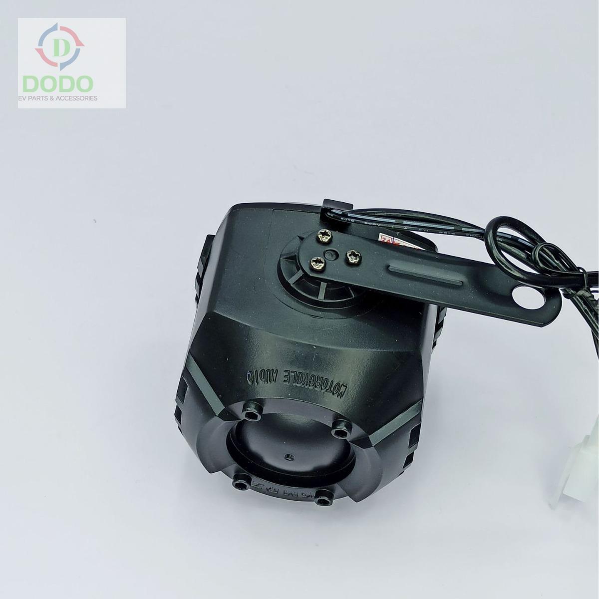 Waterproof Motorcycle MP3 Speaker (Bluetooth / USB)